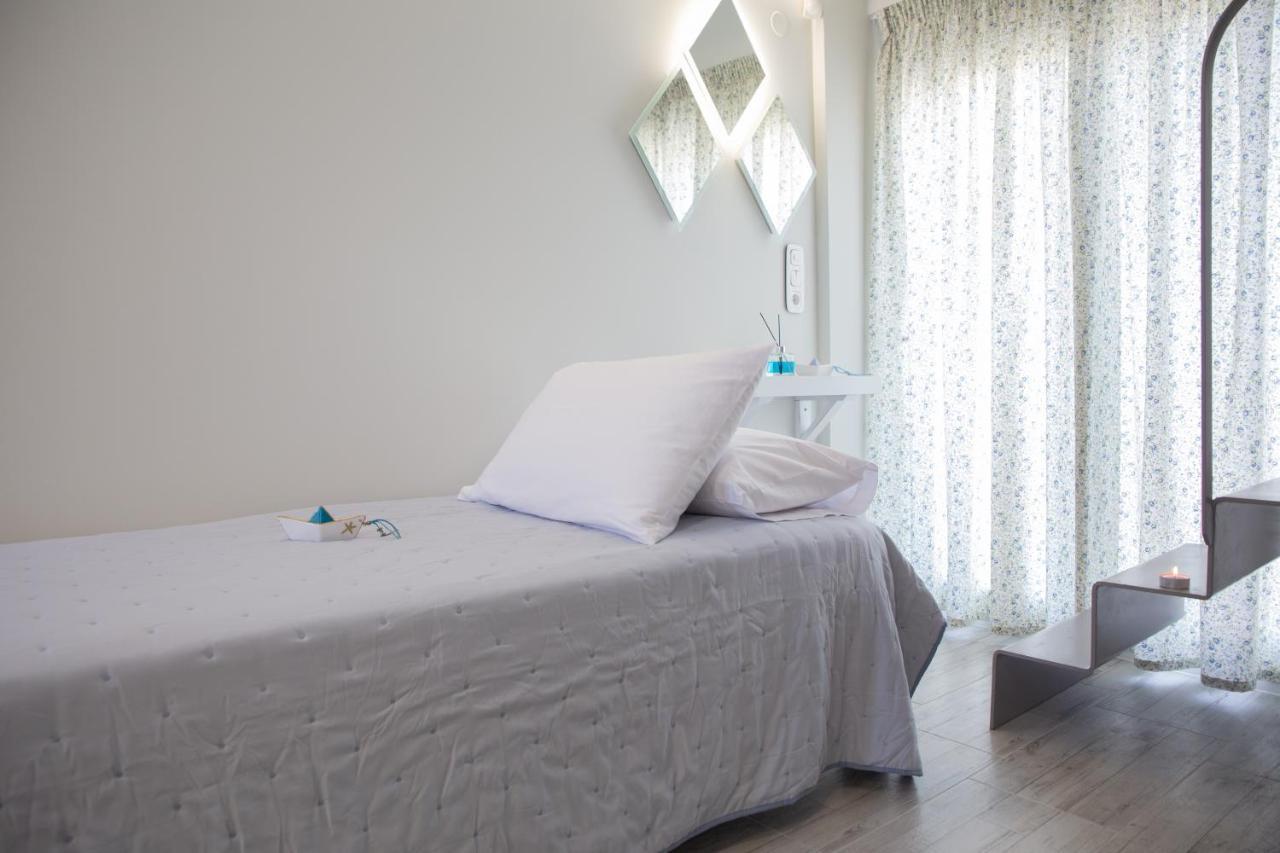Anastasia Mare Luxury Stavros  Luaran gambar